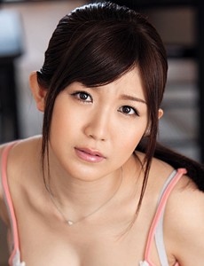 美泉咲