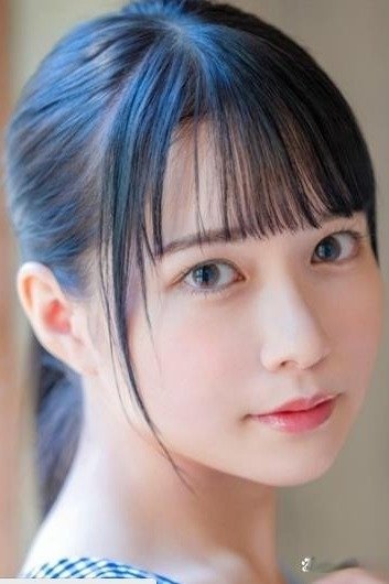 円井萌華