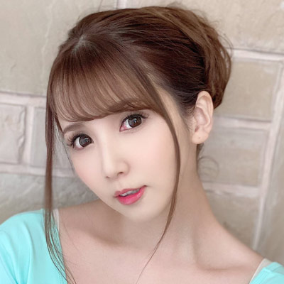 友田彩也香