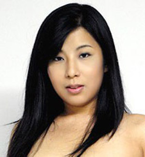 秋月彩乃