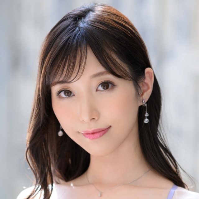 鷲見すみれ