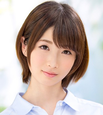 板野ユイカ